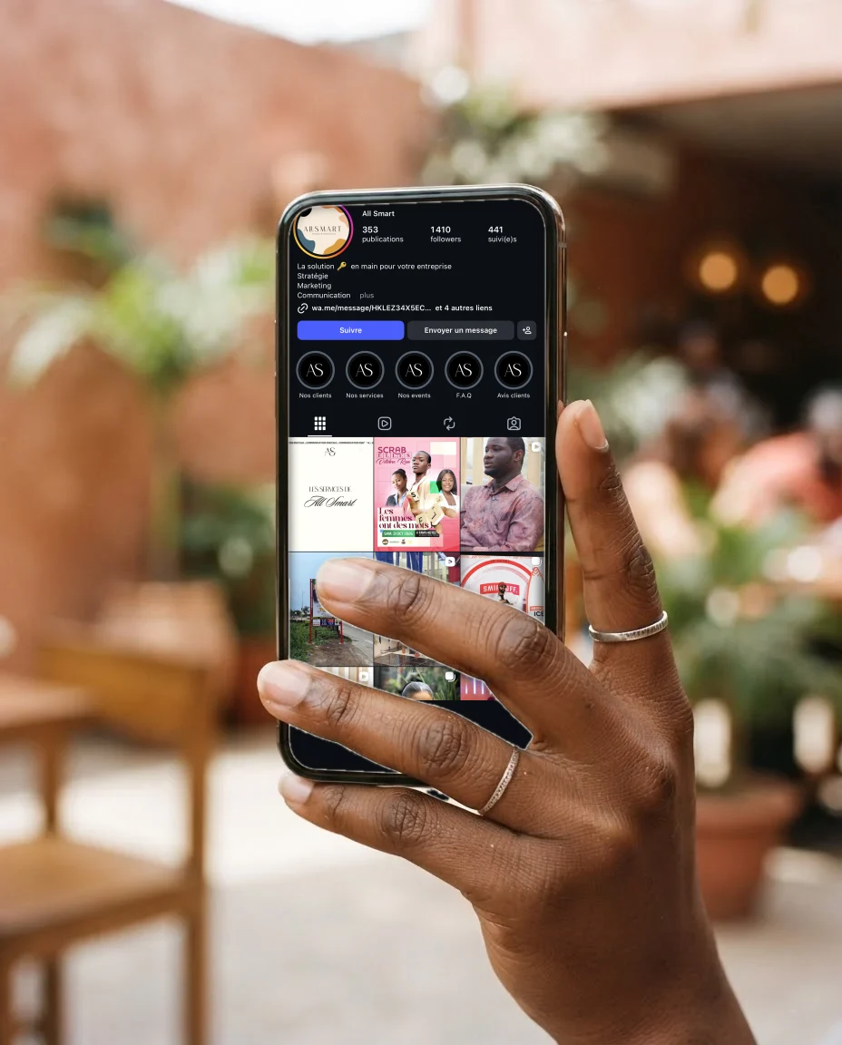 Le compte Instagram allsmartcmr affiché sur un smartphone